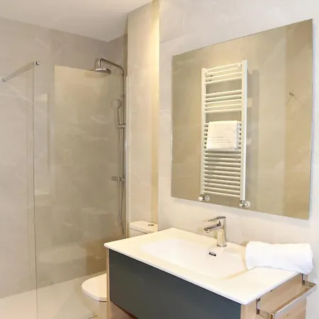 Piso De 3 Frente A La Catedral Διαμέρισμα Μπιλμπάο