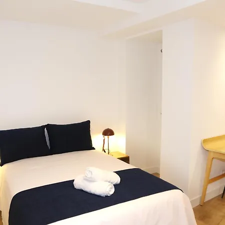 Piso De 3 Frente A La Catedral * Μπιλμπάο