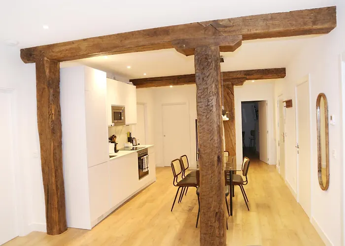 Διαμέρισμα Piso De 3 Frente A La Catedral