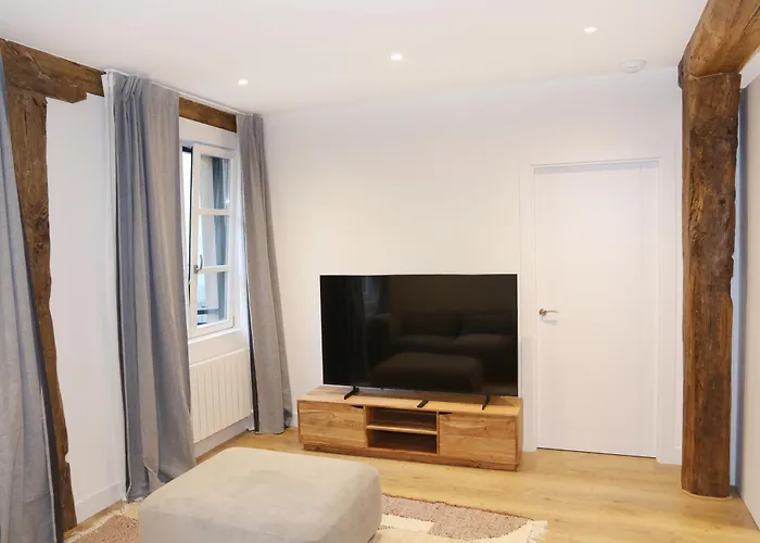 Piso De 3 Frente A La Catedral Διαμέρισμα