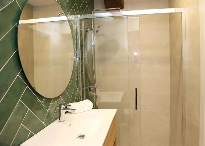 Piso De 3 Frente A La Catedral * Μπιλμπάο