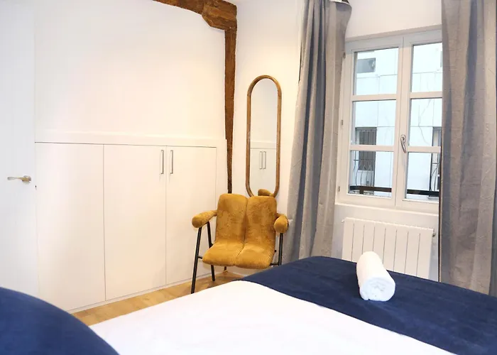 Piso De 3 Frente A La Catedral Διαμέρισμα Μπιλμπάο