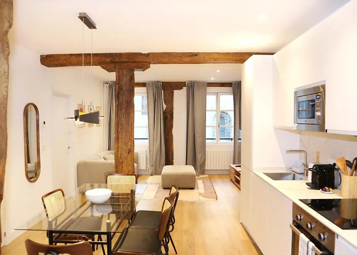 Piso De 3 Frente A La Catedral * Μπιλμπάο