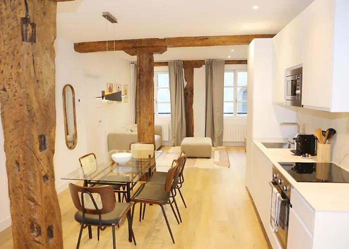 Piso De 3 Frente A La Catedral * Μπιλμπάο