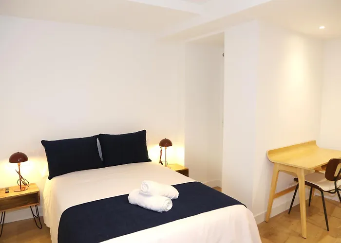 Piso De 3 Frente A La Catedral * Μπιλμπάο