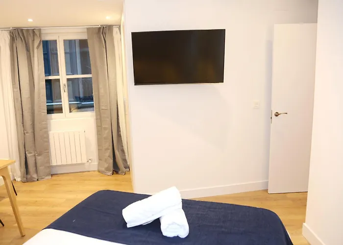 Piso De 3 Frente A La Catedral * Μπιλμπάο