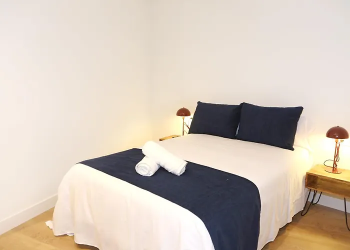 Piso De 3 Frente A La Catedral