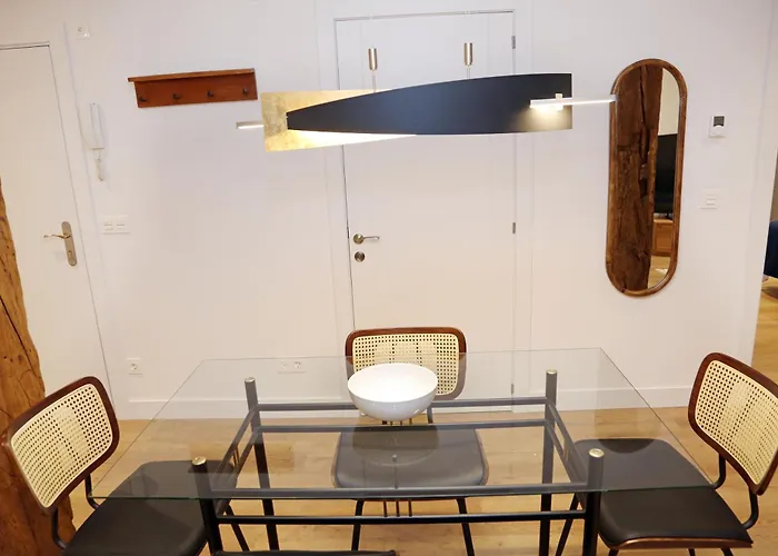 Piso De 3 Frente A La Catedral Διαμέρισμα *