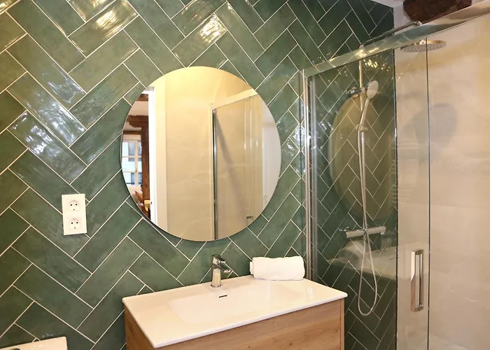 Piso De 3 Frente A La Catedral Μπιλμπάο