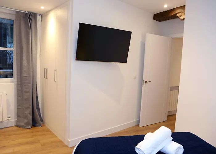 Διαμέρισμα Piso De 3 Frente A La Catedral *