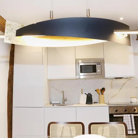 Apartamento Piso De 3 Frente A La Catedral